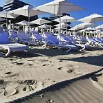 Your Holidays Wave, Parking Gratis Apartman *