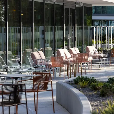 Your Holidays Waves, Parking Gratis דירה *