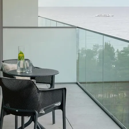 Your Holidays Waves *