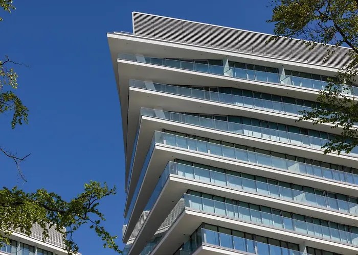 Your Holidays Wave, Parking Gratis